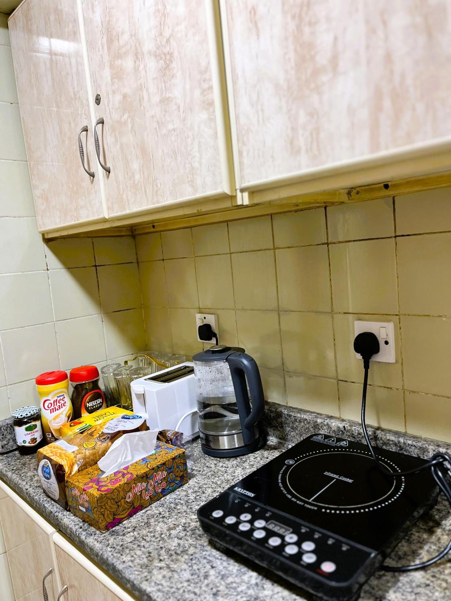 Yoko Luxury Hostel Dubai Dış mekan fotoğraf